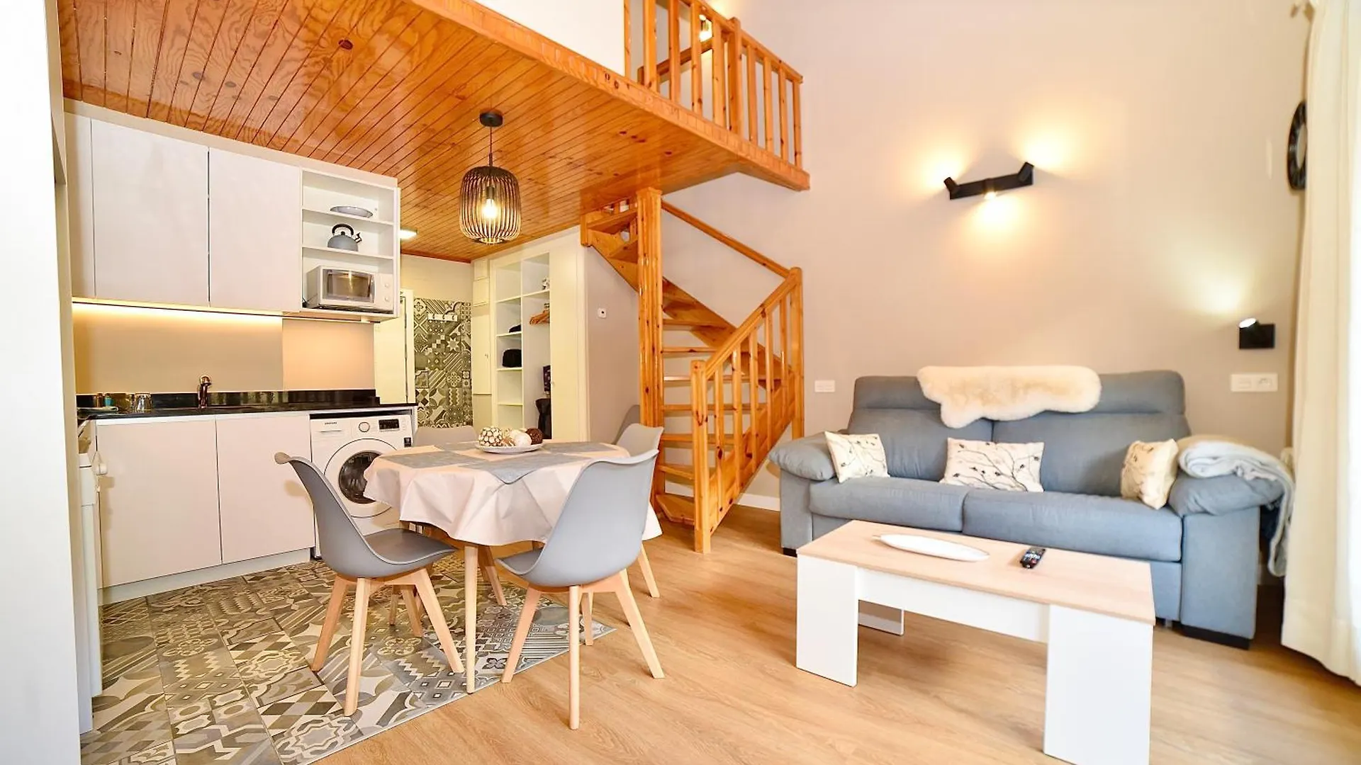 Duplex Junto Al Rio En Incles, Sol22 Hut- 8412 location